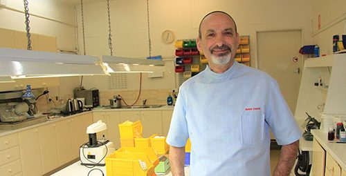 Meet your Dental Prosthetist